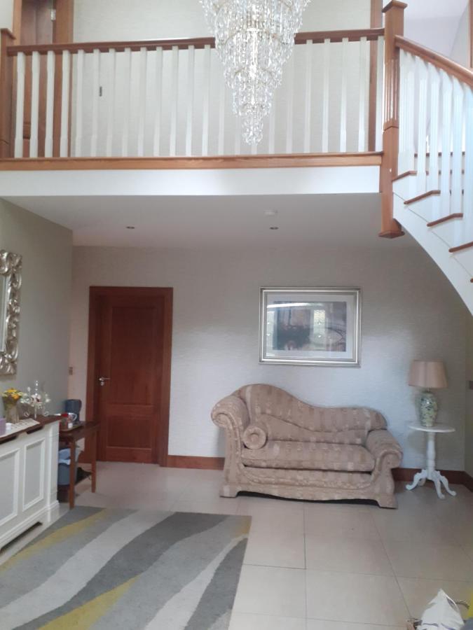 Private Room In Superb House Bed 1 Nobber Εξωτερικό φωτογραφία